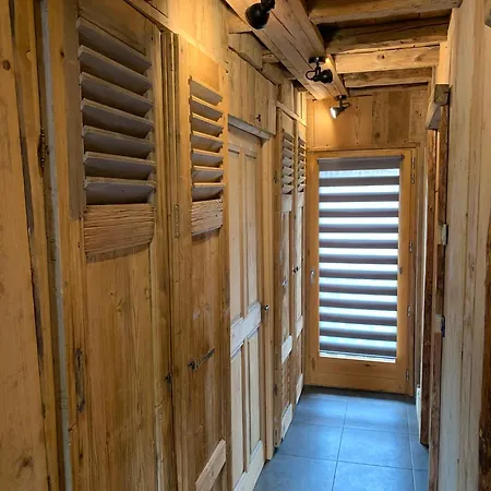 Daire Alys, Contemporary Style In Mountain Village