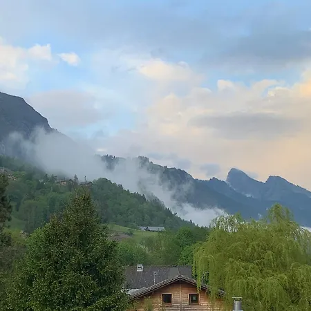Alys, Contemporary Style In Mountain Village Apartament *