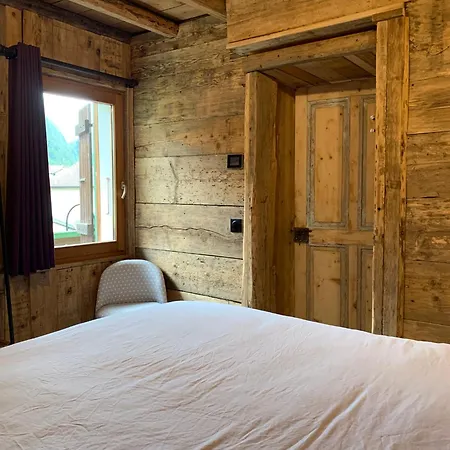 Alys, Contemporary Style In Mountain Village Daire Abondance