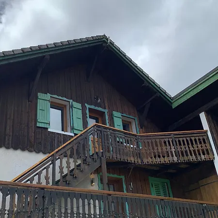Daire Alys, Contemporary Style In Mountain Village